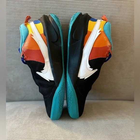 Nike Team Hustle D 10 SE x Space Jam - looney tunes size 7Y (women’s 8.5) - Picture 7 of 11